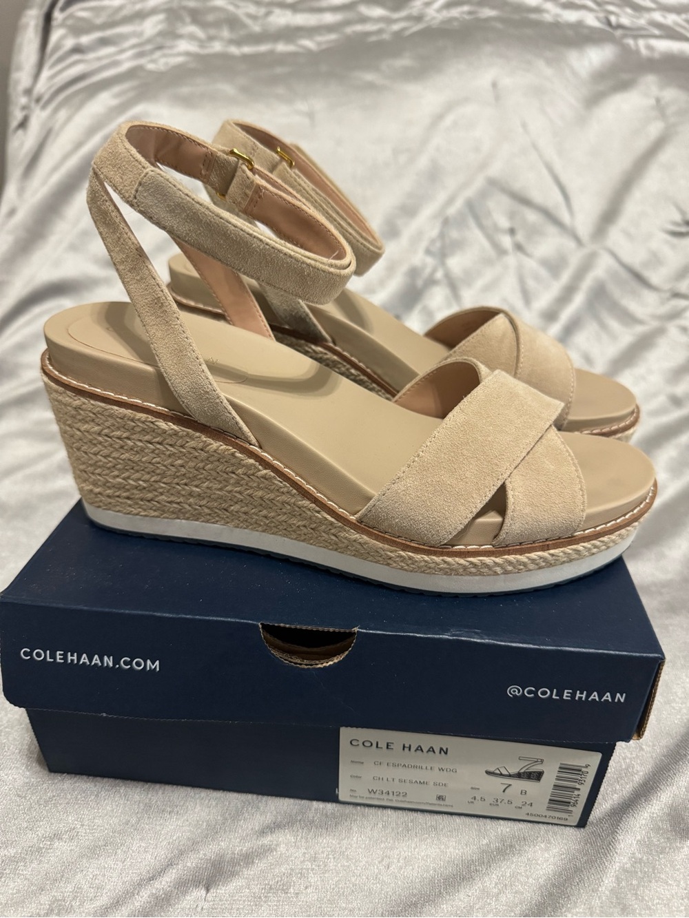 Women’s Cole Haan Sand Suede Espadrille Wedge Sandals in Excellent Condition!